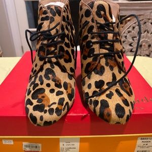 shoes and women's clothing